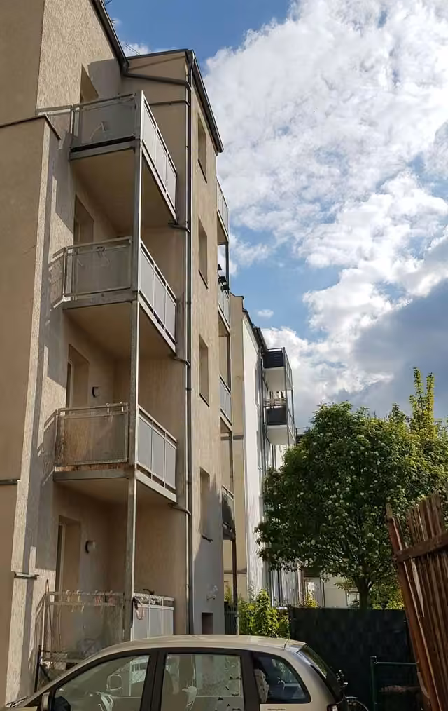 Let 1-room apartment with balcony in Leipzig-Gohlis-Süd, built 1900