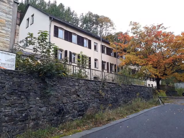 19th-century building for hotel or senior flats in Lückendorf