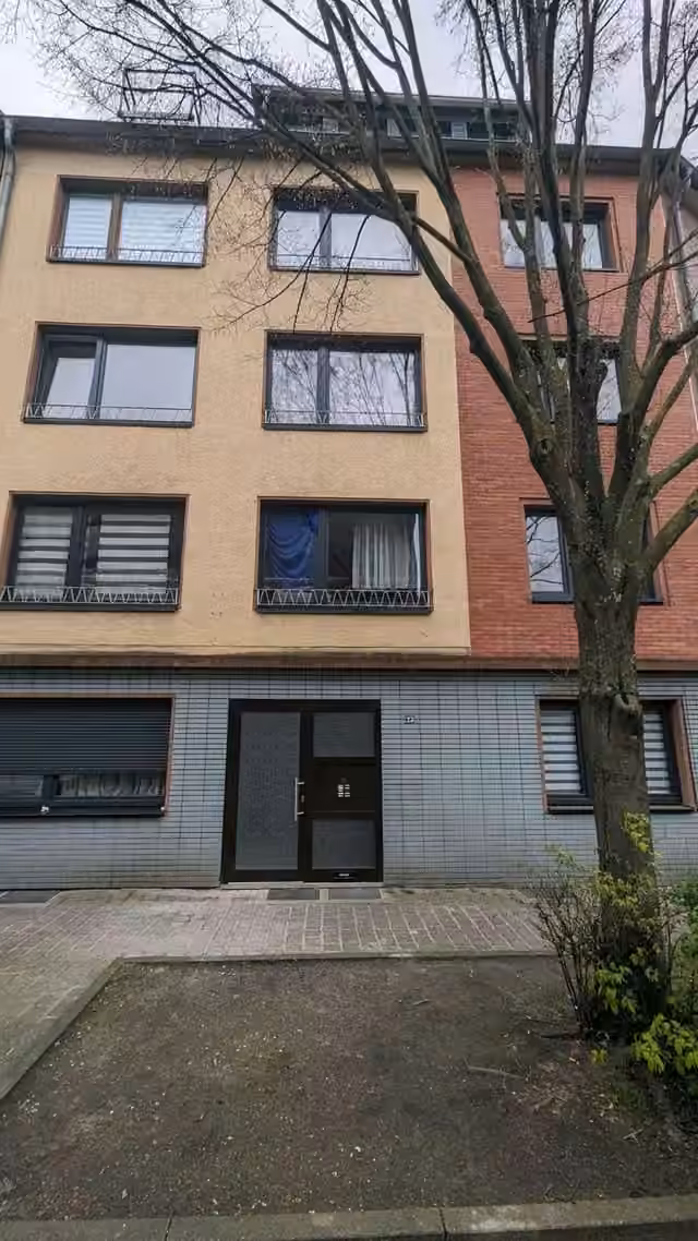 Let one-room flat with sitting tenant in Oberhausen-Osterfeld, 31 m²